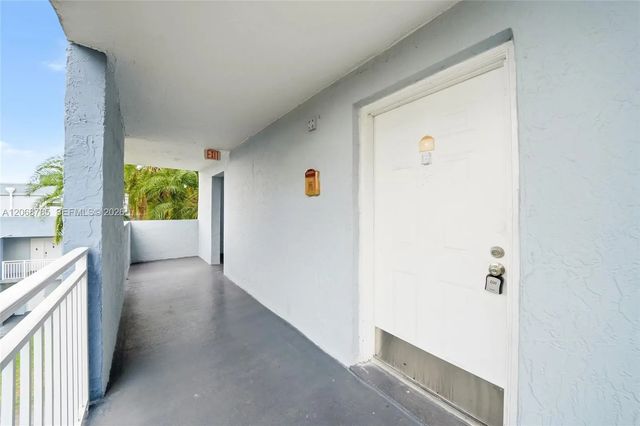3 of 21 - 9375 Fontainebleau Boulevard #l301, Miami, FL
