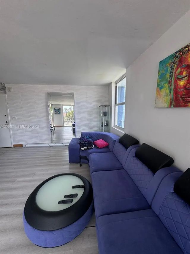 2 of 29 - 16570 Ne 26th Avenue #3f, North Miami Beach, FL