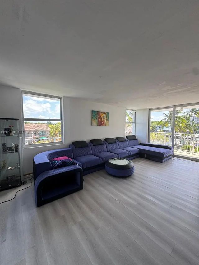5 of 29 - 16570 Ne 26th Avenue #3f, North Miami Beach, FL
