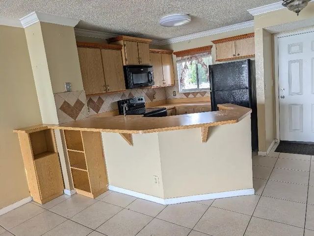 3 of 6 - 8710 N Sherman Circle #201, Miramar, FL