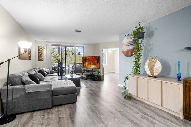 4161 Coral Tree Circle #261, Coconut Creek