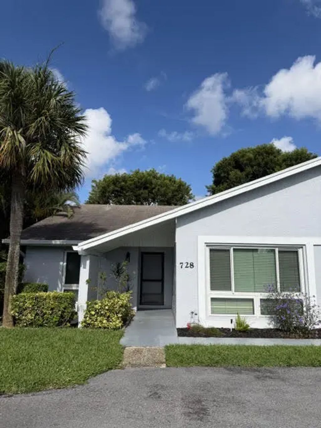 728 Lago Road, Delray Beach
