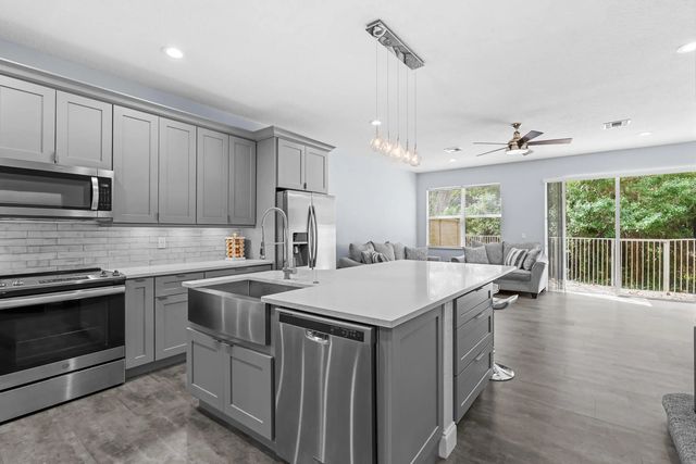 4 of 33 - 5430 Se Moseley Drive, Stuart, FL