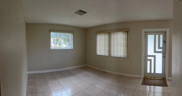4 of 25 - 1117 Ne 23rd Street, Belle Glade, FL