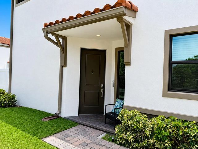 2 of 24 - 4414 Hemlock Drive, Riviera Beach, FL