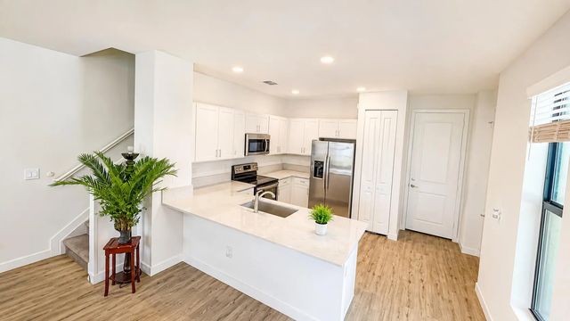 5 of 24 - 4414 Hemlock Drive, Riviera Beach, FL