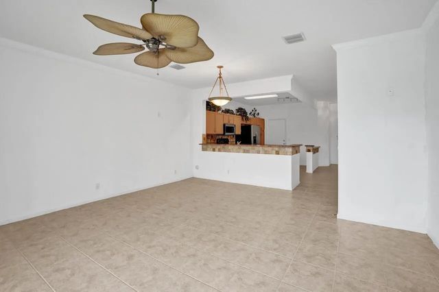 4 of 16 - 1102 Woodfield Road, Greenacres, FL