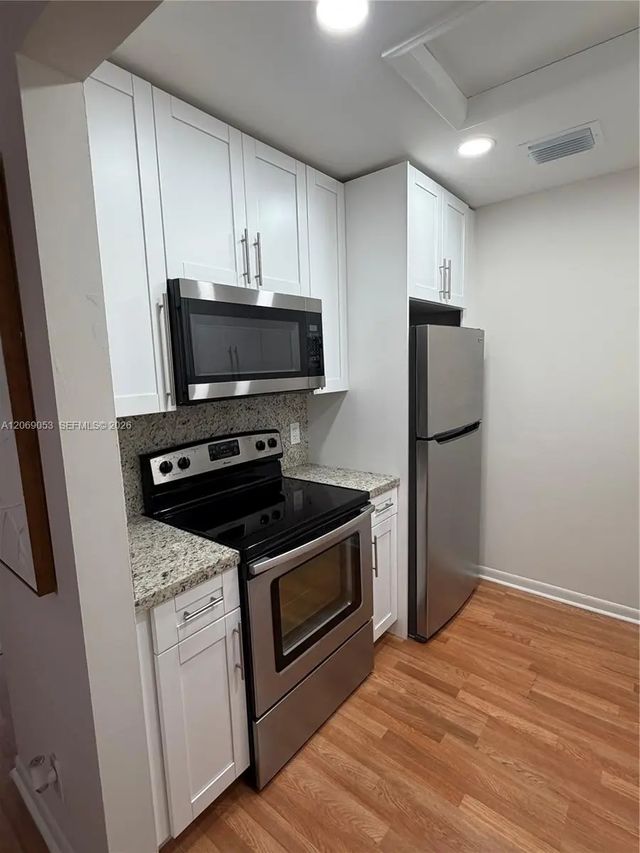 5 of 17 - 750 Sw 133rd Terrace #403c, Pembroke Pines, FL