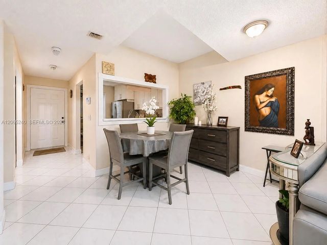 4 of 27 - 2311 Sw 82nd Terrace, North Lauderdale, FL