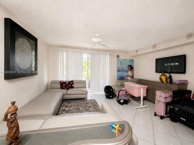 5 of 27 - 2311 Sw 82nd Terrace, North Lauderdale, FL