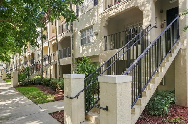 5940 W Sample Road #308, Coral Springs