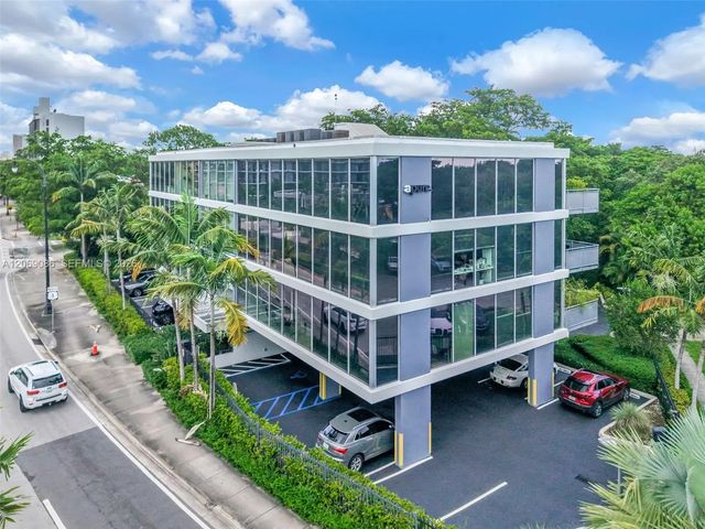 5555 Biscayne Boulevard, Miami
