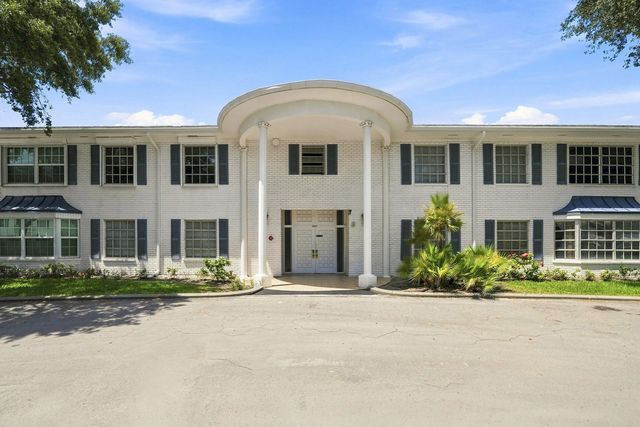 2211 Ne 67th Street #1102, Fort Lauderdale