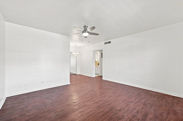 5 of 33 - 2211 Ne 67th Street #1102, Fort Lauderdale, FL