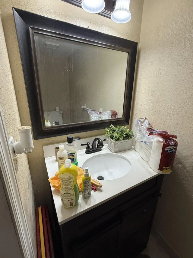5 of 39 - 4136 Inverrary Drive #15c, Lauderhill, FL