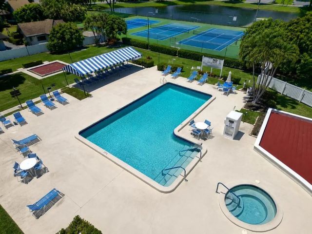 2 of 13 - 6310 Tall Cypress Circle, Greenacres, FL