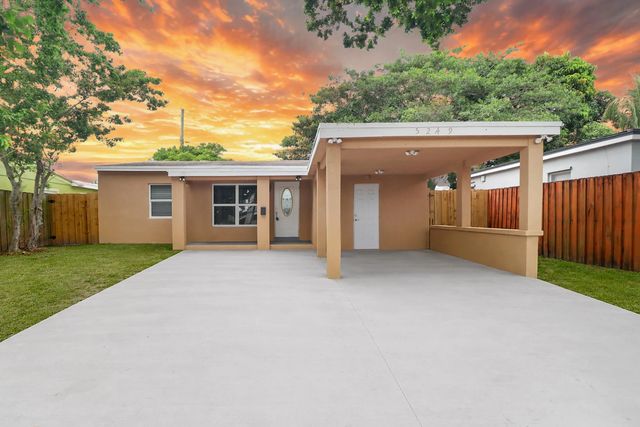 5249 Ne 4th Terrace, Oakland Park