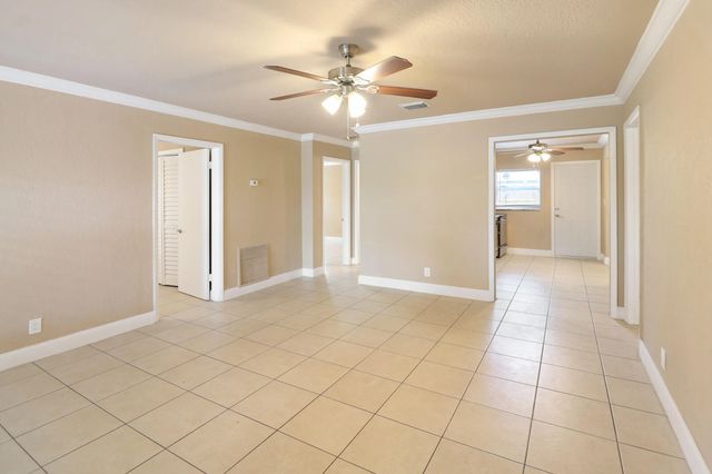 4 of 29 - 5249 Ne 4th Terrace, Oakland Park, FL
