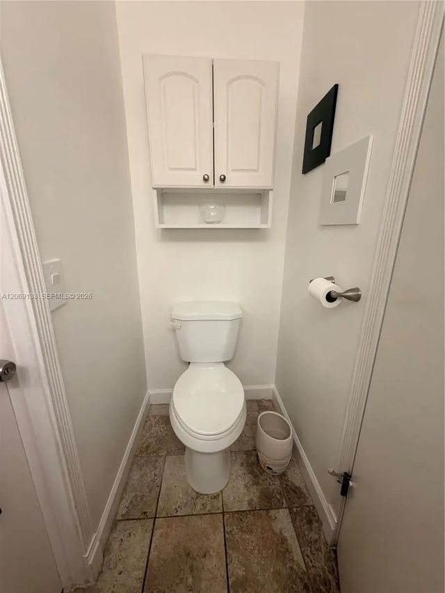 3 of 16 - 1201 N Liberty Avenue #1201e, Homestead, FL