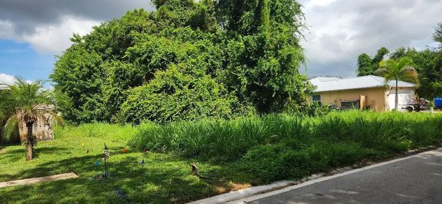8293 Spicebush Terrace, Port St. Lucie