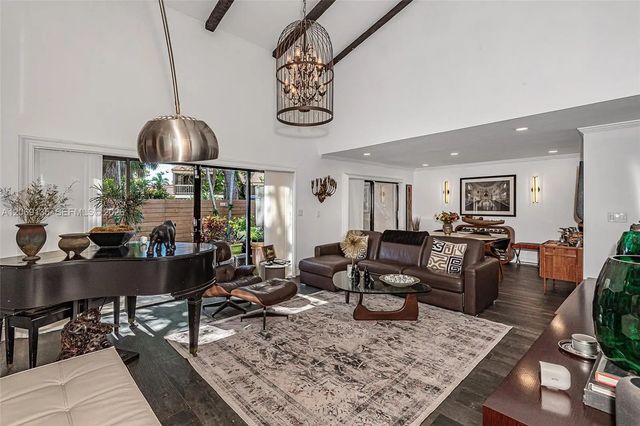 2 of 37 - 806 Saint Andrews Road #13, Hollywood, FL