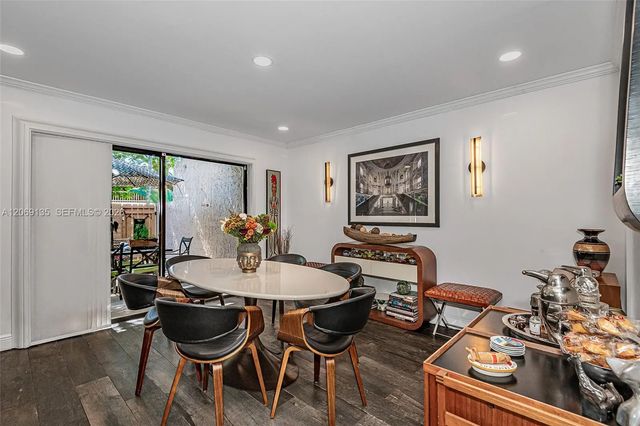 4 of 37 - 806 Saint Andrews Road #13, Hollywood, FL