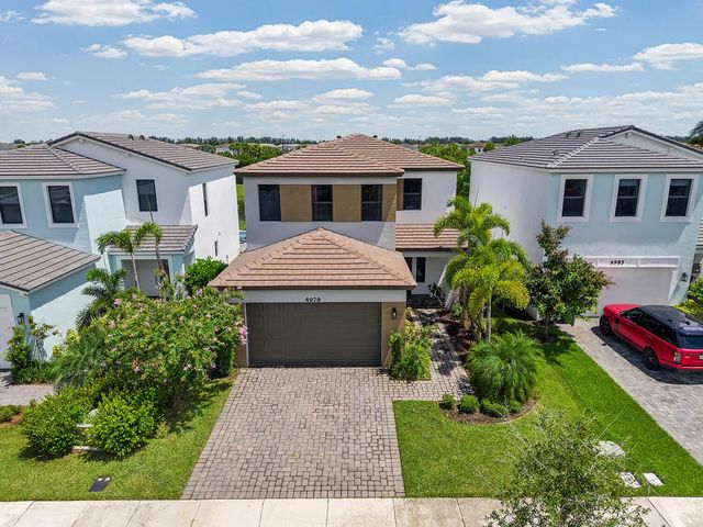 2 of 32 - 4979 Coquina Place, Westlake, FL