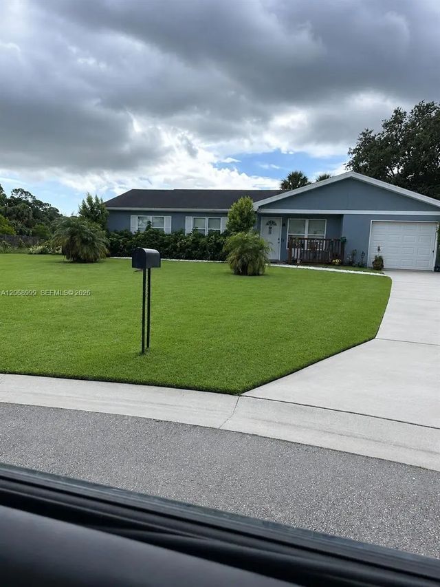 2096 Se Ancora Court, Port St. Lucie