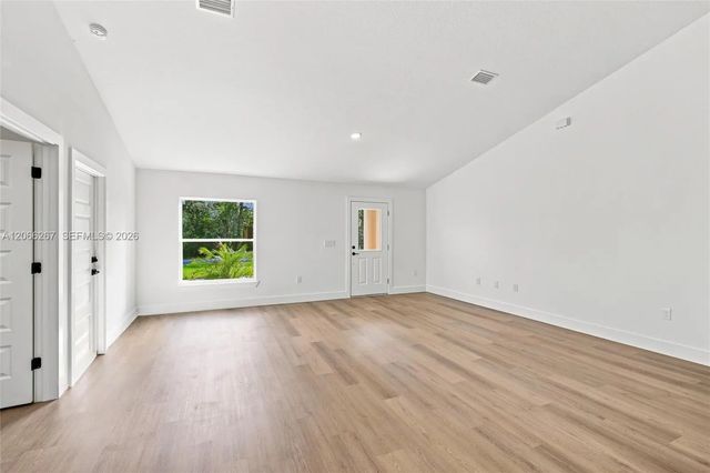 5 of 48 - 6898 Dickinson Drive, Sebring, FL