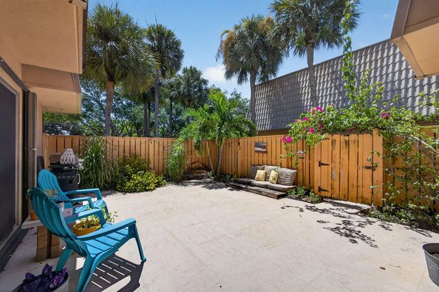 4 of 38 - 5107 51st Way, West Palm Beach, FL