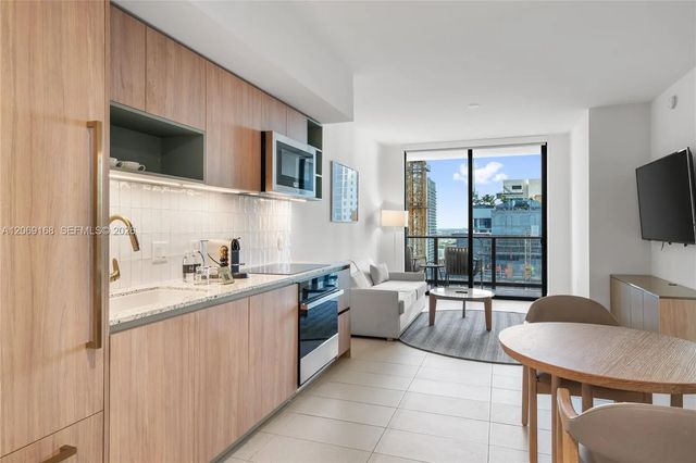 2 of 44 - 159 Ne 6th Street #2804, Miami, FL