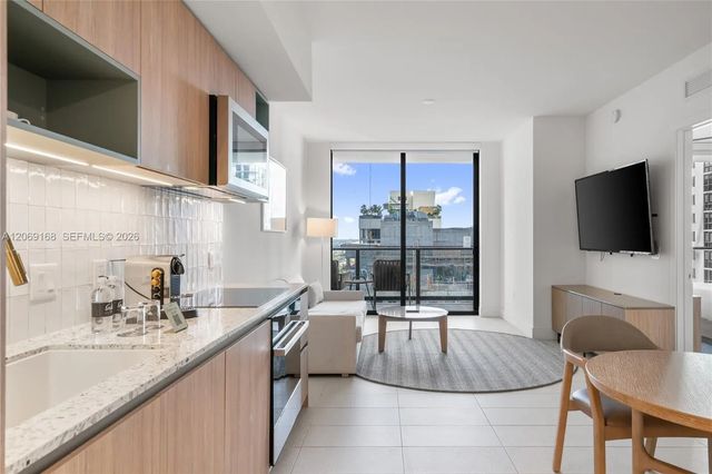 3 of 44 - 159 Ne 6th Street #2804, Miami, FL