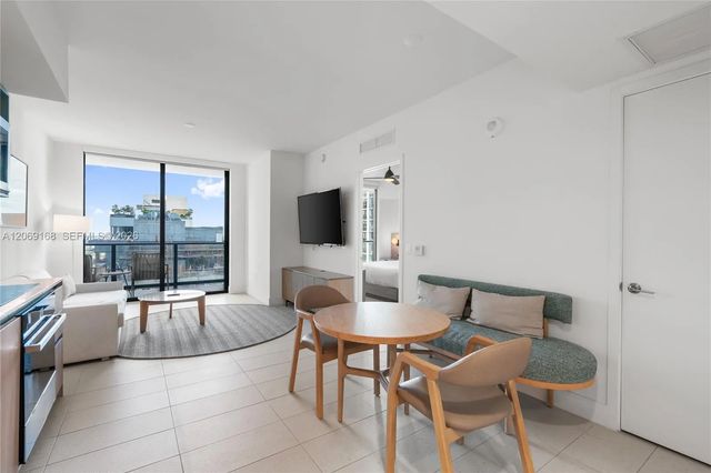 5 of 44 - 159 Ne 6th Street #2804, Miami, FL
