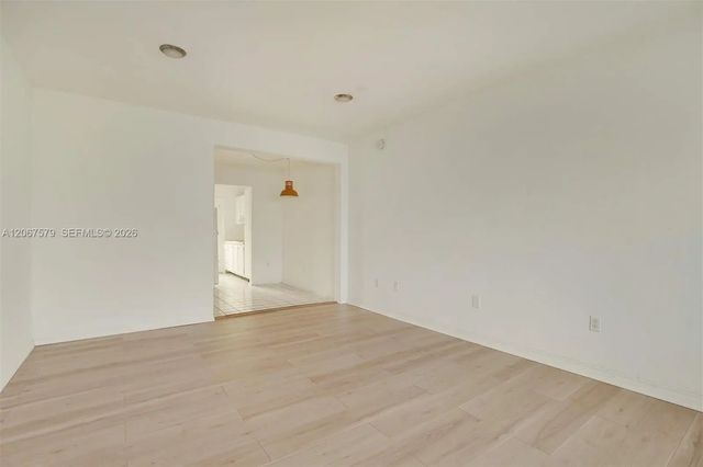 4 of 20 - 835 Meridian Avenue #3, Miami Beach, FL