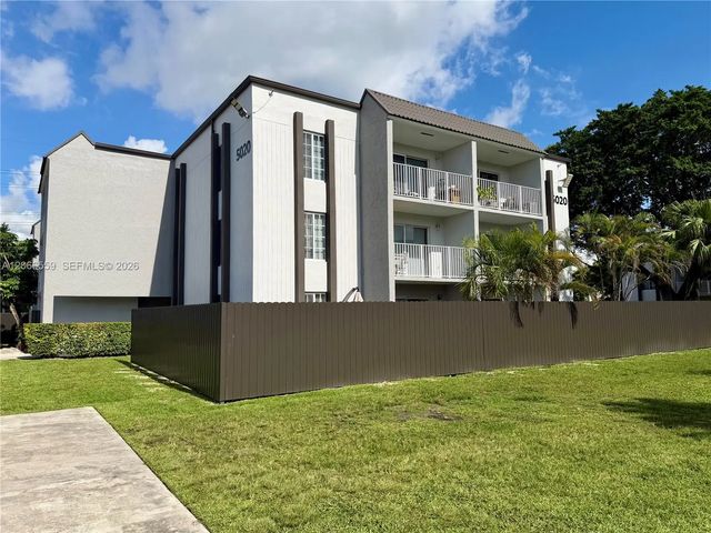 5020 Nw 79th Avenue #202, Doral