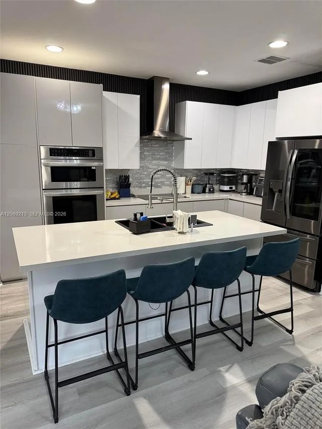 5 of 11 - 4926 Nw 57th Court, Tamarac, FL