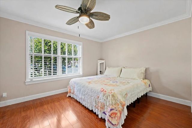 4 of 14 - 206 Lake Susan Lane, West Palm Beach, FL