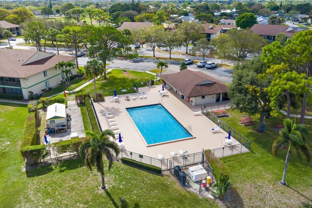 6495 E Chasewood Drive E #e, Jupiter