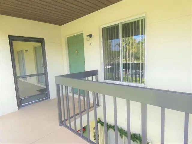 5 of 15 - 6495 E Chasewood Drive E #e, Jupiter, FL