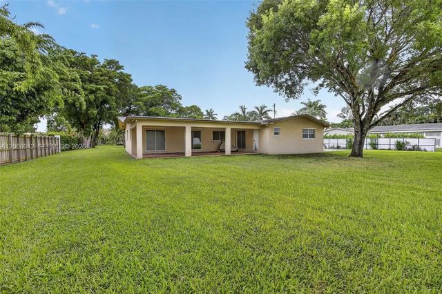 3 of 46 - 4401 Sw 143rd Avenue, Miramar, FL