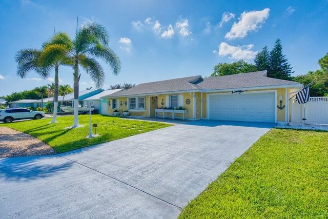 5 of 47 - 888 Ne Maranta Terrado, Jensen Beach, FL