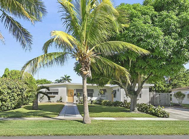 640 W Ilex Drive, Lake Park