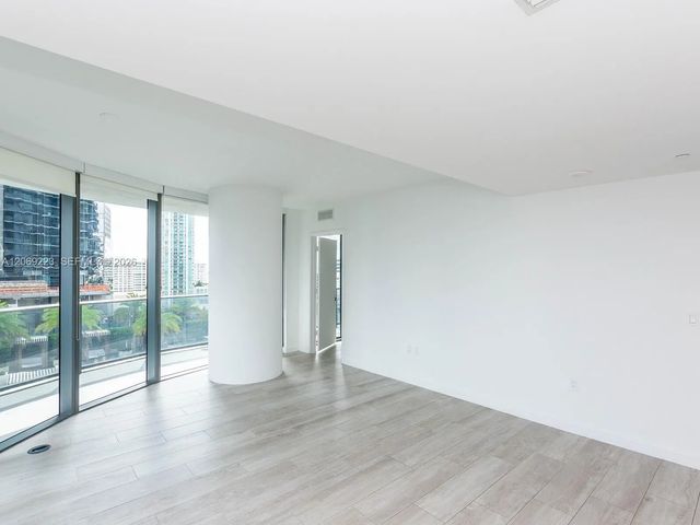 4 of 37 - 45 Sw 9th Street #1201, Miami, FL