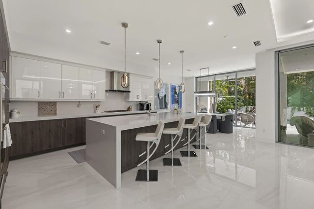 5 of 43 - 402 Ocean One Lane, Juno Beach, FL