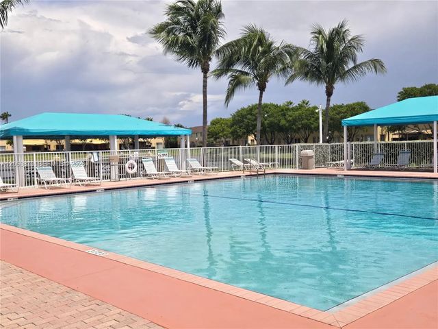 4 of 9 - 2711 Se 15th Place #154, Homestead, FL