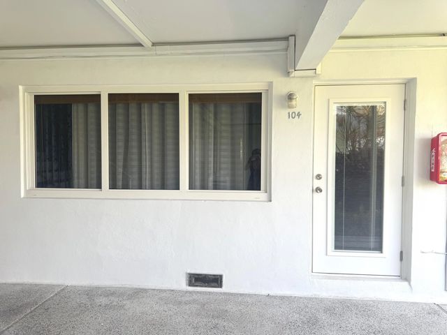 4 of 42 - 801 Atlantic Shores Boulevard #104, Hallandale Beach, FL