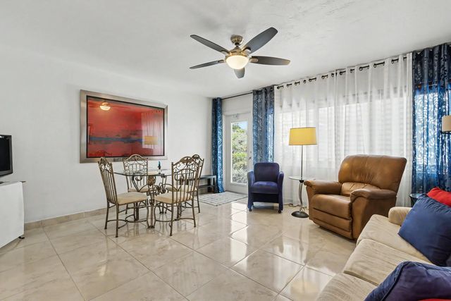 5 of 42 - 801 Atlantic Shores Boulevard #104, Hallandale Beach, FL