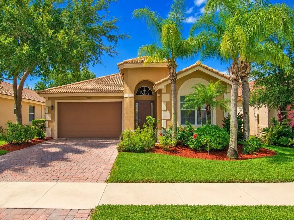2287 Sw Newport Isles Boulevard, Port St. Lucie