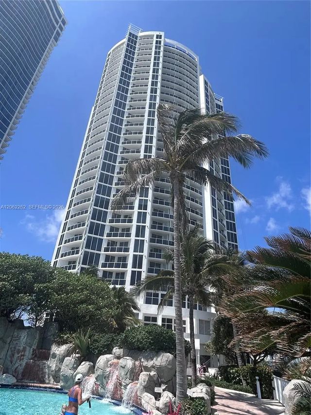 2 of 14 - 18001 Collins Avenue #2206, Sunny Isles Beach, FL