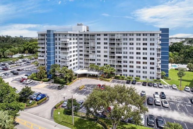 4200 Hillcrest Drive #217, Hollywood